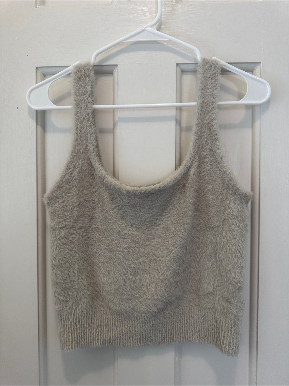 Good American Fuzzy Crop Tank in Light Taupe